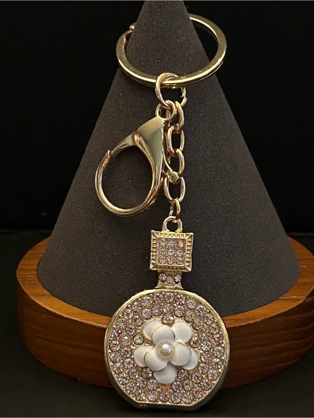 Colorful Enamel Flower Faux Pearl Bag Charm Keychain w/Crystal Accents NWT - Picture 8 of 14